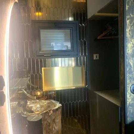 687 Luxe Coursives En Face Du Waiki * Agde