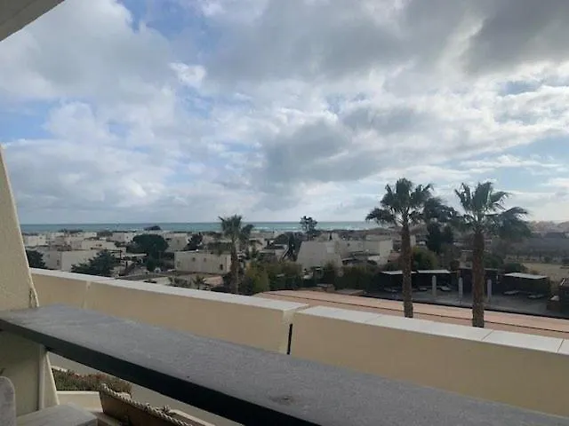 687 Luxe Coursives En Face Du Waiki Agde