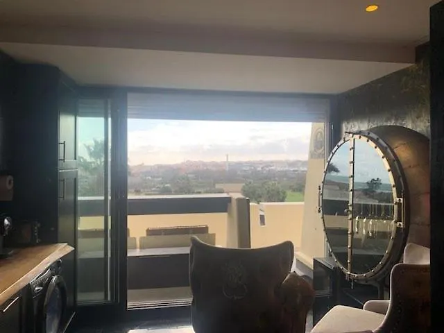 687 Luxe Coursives En Face Du Waiki * アグド